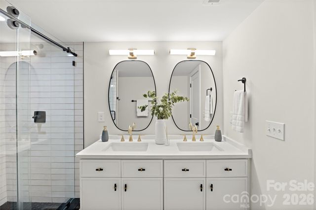 2000 Kilborne Drive, Charlotte, NC 28205