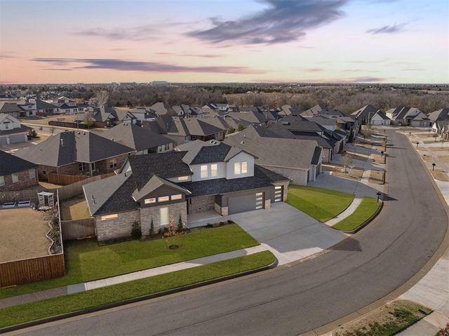 7316 NW 158th Street, Edmond, OK 73013