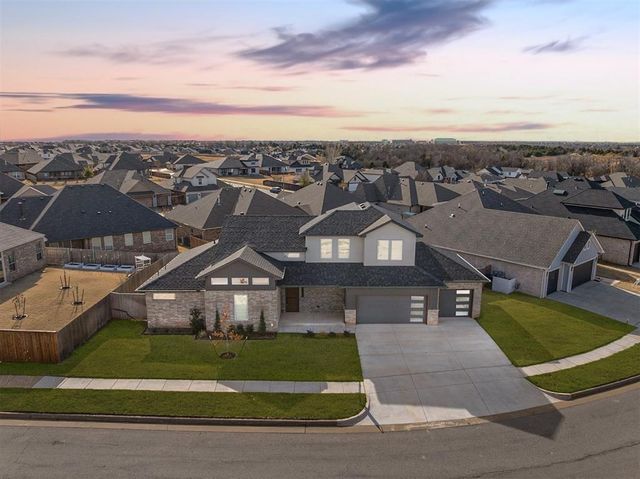 7316 NW 158th Street, Edmond, OK 73013