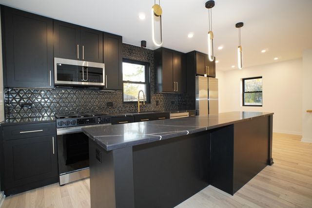 229 Hovey Street, Gary, IN 46406