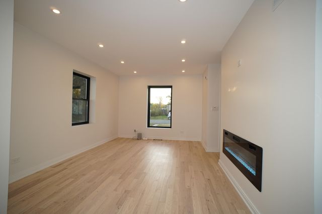 229 Hovey Street, Gary, IN 46406