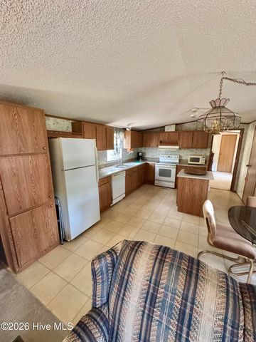 2109 N Tanglewood Drive SW, Supply, NC 28462