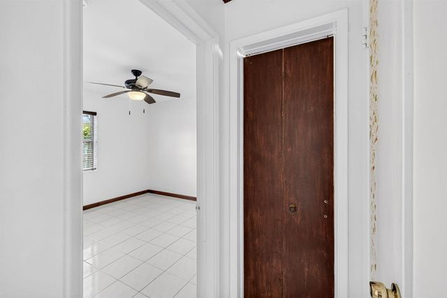 2060 Tropic Isle, Lauderdale By The Sea, FL 33062