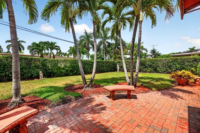 2060 Tropic Isle, Lauderdale By The Sea, FL 33062