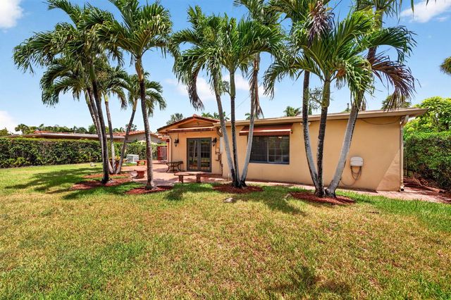 2060 Tropic Isle, Lauderdale By The Sea, FL 33062