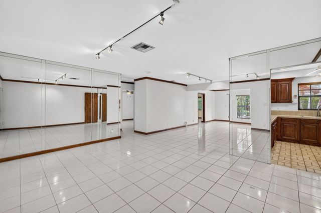2060 Tropic Isle, Lauderdale By The Sea, FL 33062