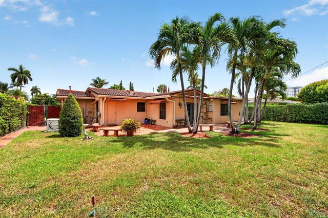 2060 Tropic Isle, Lauderdale By The Sea, FL 33062