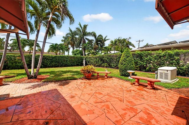 2060 Tropic Isle, Lauderdale By The Sea, FL 33062