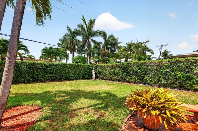 2060 Tropic Isle, Lauderdale By The Sea, FL 33062