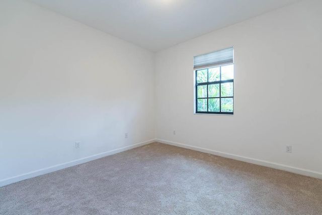10283 Wellington Parc Drive, Wellington, FL 33449