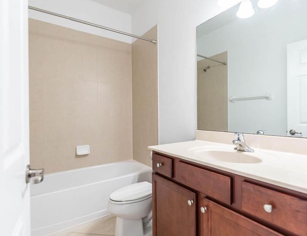 10283 Wellington Parc Drive, Wellington, FL 33449