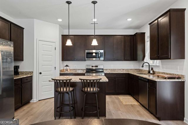 27 Whistling Oaks Drive NE, Rome, GA 30165