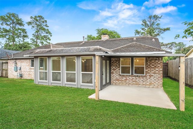 6234 Autumn Arbor Drive, Houston, TX 77092