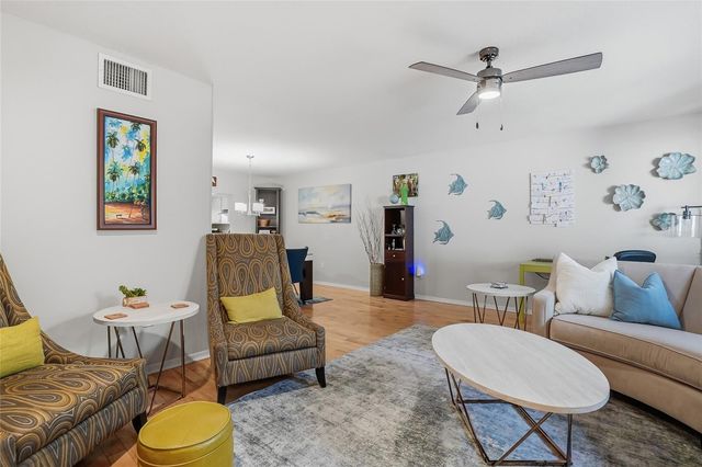 8314 CIVIC ROAD, Tampa, FL 33615