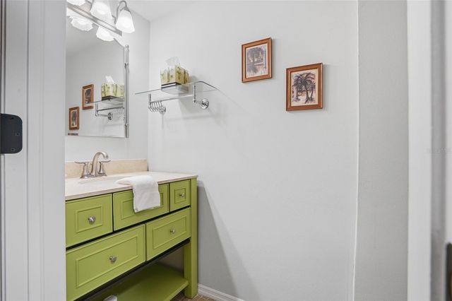 8314 CIVIC ROAD, Tampa, FL 33615