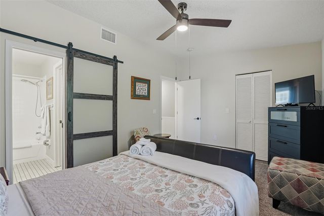 8314 CIVIC ROAD, Tampa, FL 33615