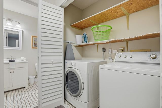 8314 CIVIC ROAD, Tampa, FL 33615