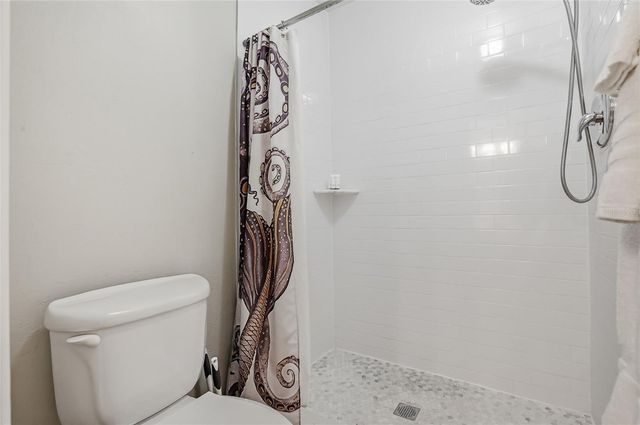 8314 CIVIC ROAD, Tampa, FL 33615