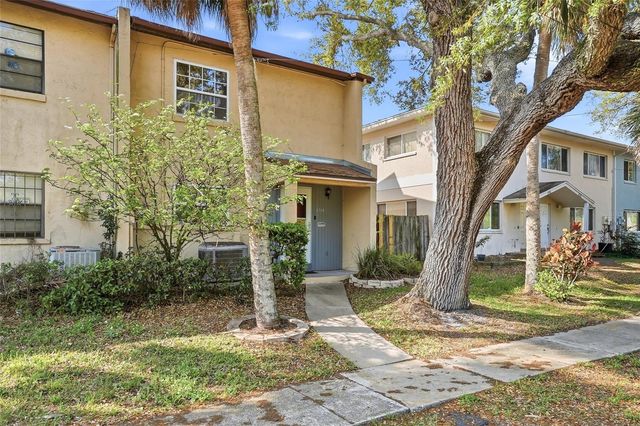 8314 CIVIC ROAD, Tampa, FL 33615