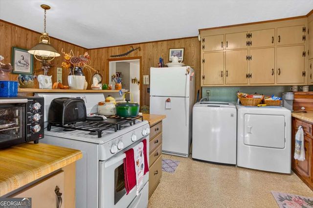 242 Oak Ridge Drive SE, Marietta, GA 30060