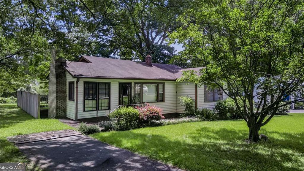 242 Oak Ridge Drive SE, Marietta, GA 30060