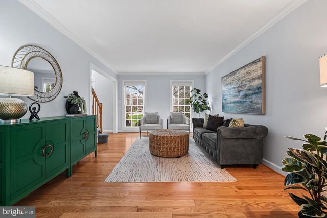 8648 CHASE GLEN CIR, Fairfax Station, VA 22039