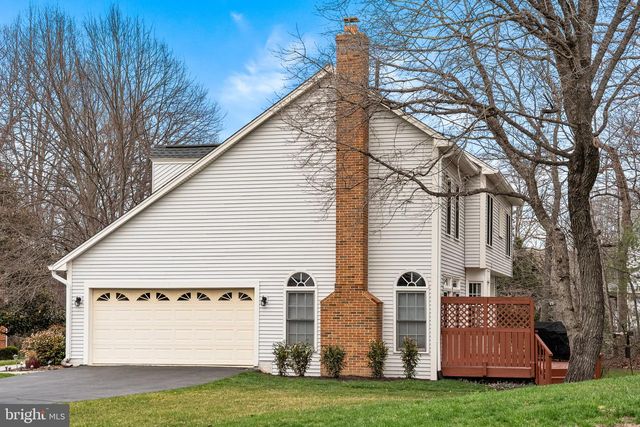 8648 CHASE GLEN CIR, Fairfax Station, VA 22039