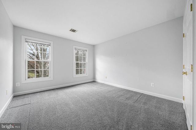8648 CHASE GLEN CIR, Fairfax Station, VA 22039