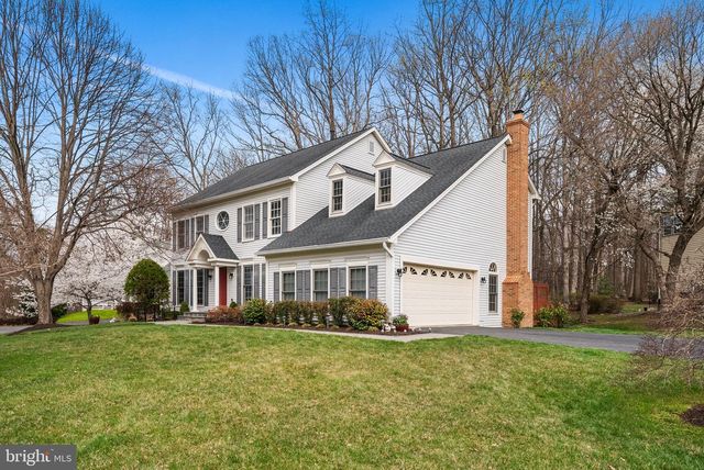 8648 CHASE GLEN CIR, Fairfax Station, VA 22039