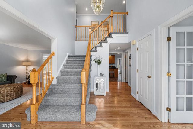 8648 CHASE GLEN CIR, Fairfax Station, VA 22039