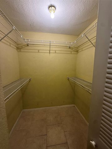 10701 Royal Palm Boulevard 5, Coral Springs, FL 33065