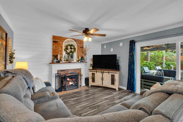 7548 Golfcrest Dr, San Diego, CA 92119