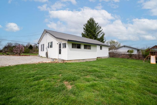 1458 County Road 169, Higdon, AL 35979