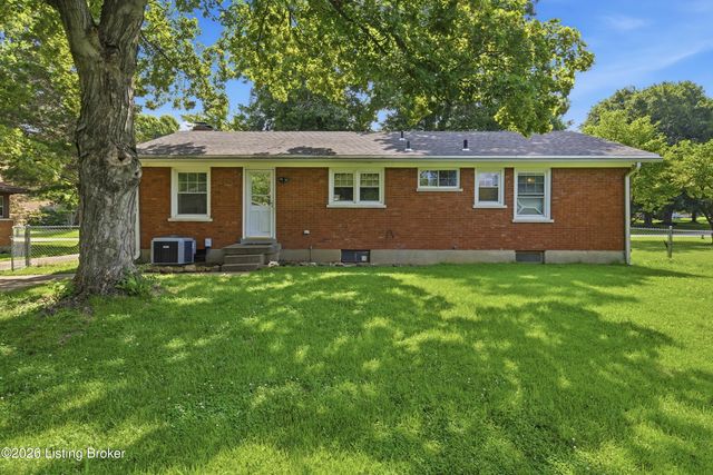 7908 Red Cedar Way, Louisville, KY 40219