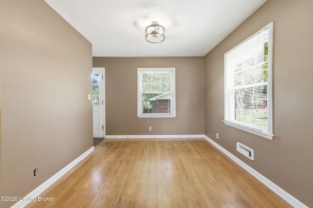 7908 Red Cedar Way, Louisville, KY 40219