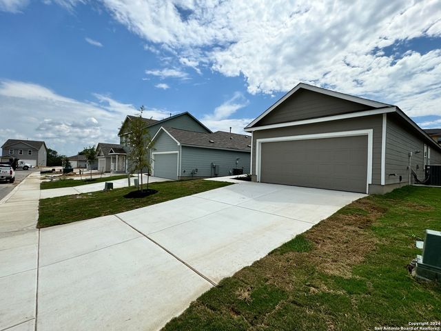 10511 PADRON BND, San Antonio, TX 78224