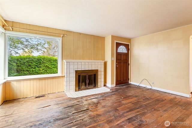 15620 5th Avenue NE, Shoreline, WA 98155