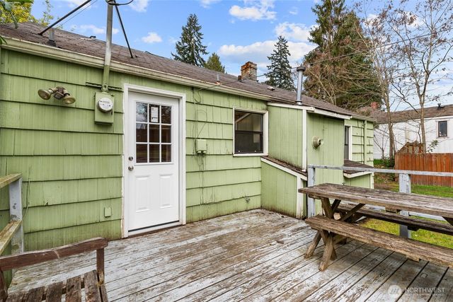 15620 5th Avenue NE, Shoreline, WA 98155