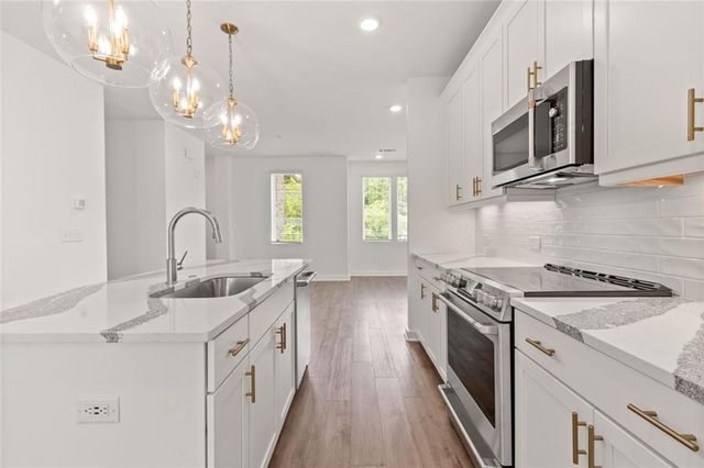 383 Grant Circle SE 1612, Atlanta, GA 30315