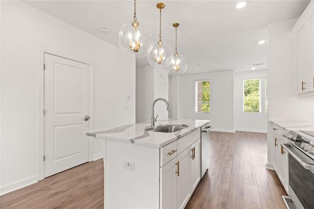 383 Grant Circle SE 1612, Atlanta, GA 30315