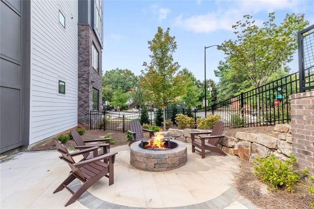 383 Grant Circle SE 1612, Atlanta, GA 30315