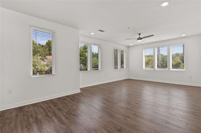 383 Grant Circle SE 1612, Atlanta, GA 30315