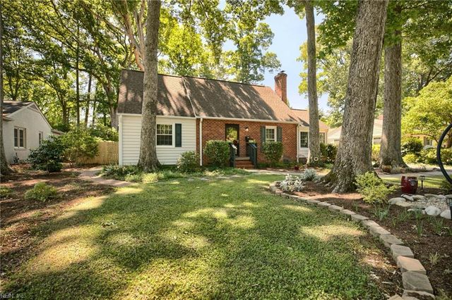 214 Selden RD, Newport News, VA 23606