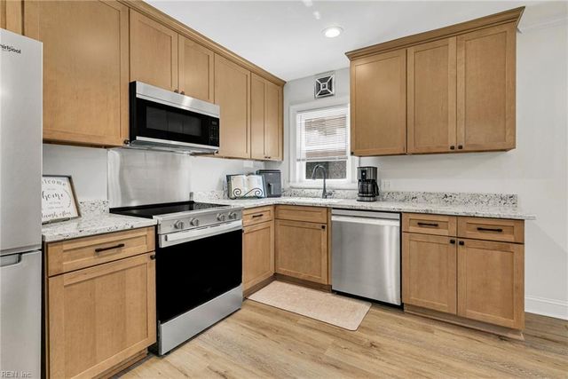 214 Selden RD, Newport News, VA 23606
