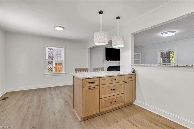 214 Selden RD, Newport News, VA 23606