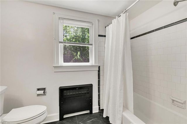 214 Selden RD, Newport News, VA 23606