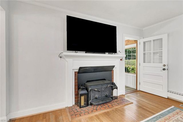 214 Selden RD, Newport News, VA 23606