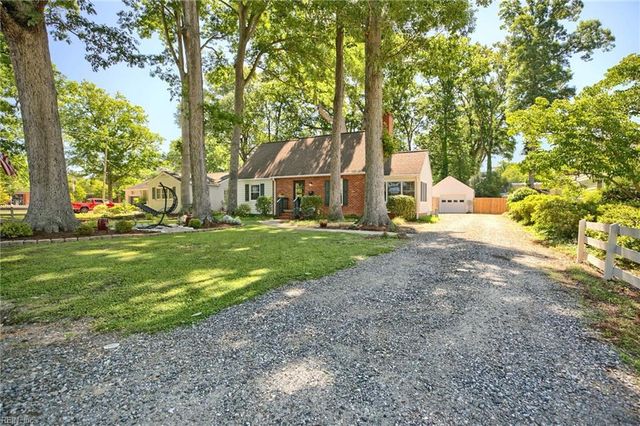 214 Selden RD, Newport News, VA 23606