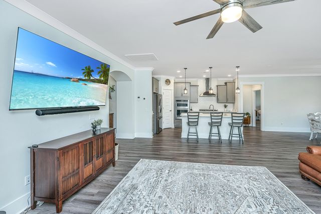 6180 Wilkes Pond Drive, Hollywood, SC 29449