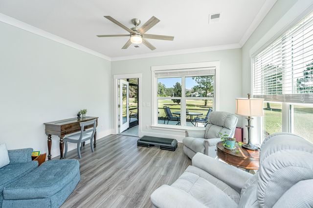 6180 Wilkes Pond Drive, Hollywood, SC 29449